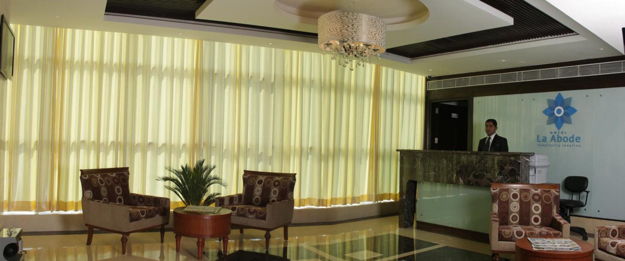 Hotel La Abode Hamirgarh Bagian luar foto
